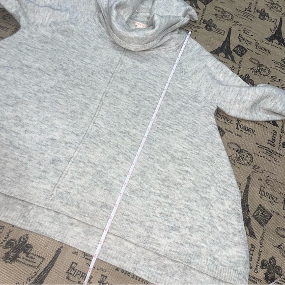 For Thee NWT! Heather Grey Turtleneck Sweater Size XL - Picture 14 of 15